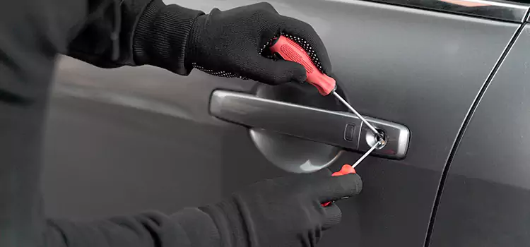 Locked Out of Car Help East Peoria