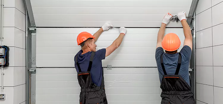 Choose Us for Your Garage Door Needs in East Peoria