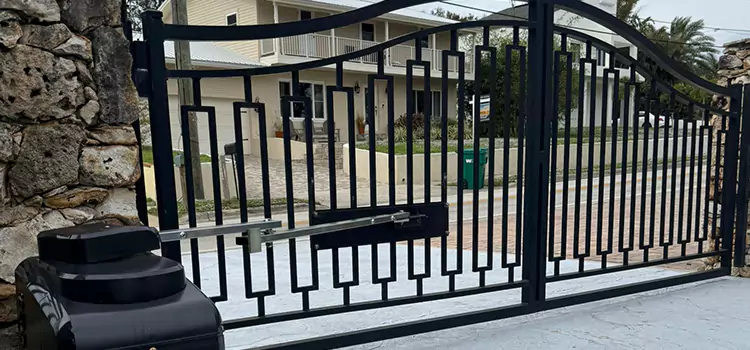 Swing Gate Opener with Keypad East Peoria