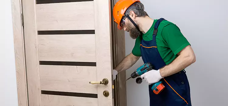 Replace Internal Door Handle with Lock East Peoria